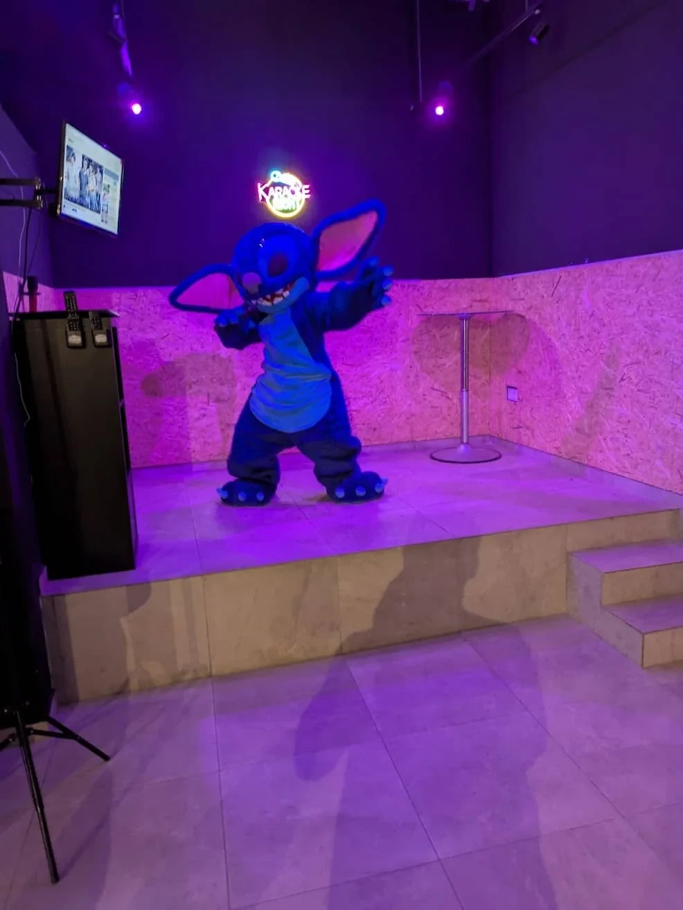 Stitch en el escenario de Sala Vendrell